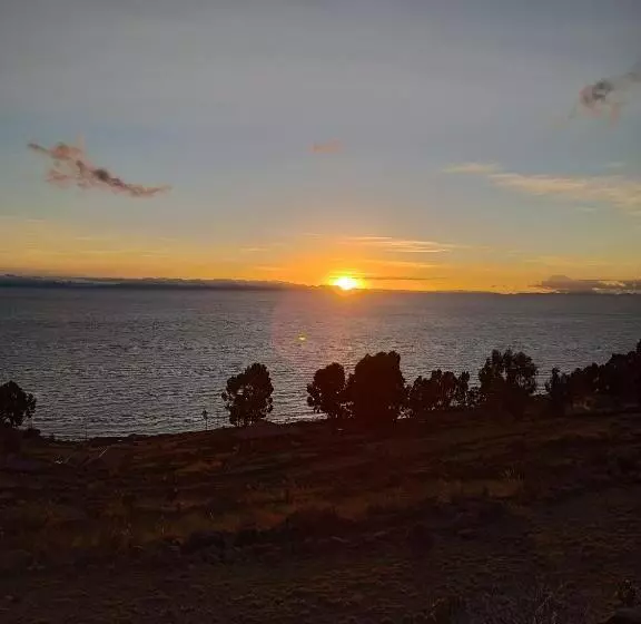 Retkeilymaja Taquile Familia Celso