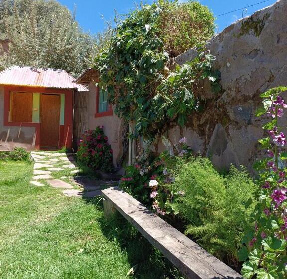 فندق صغير Taquile Familia Celso