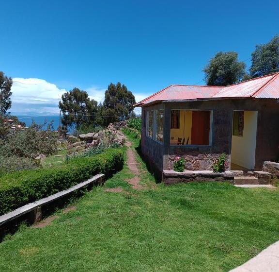 فندق صغير Taquile Familia Celso