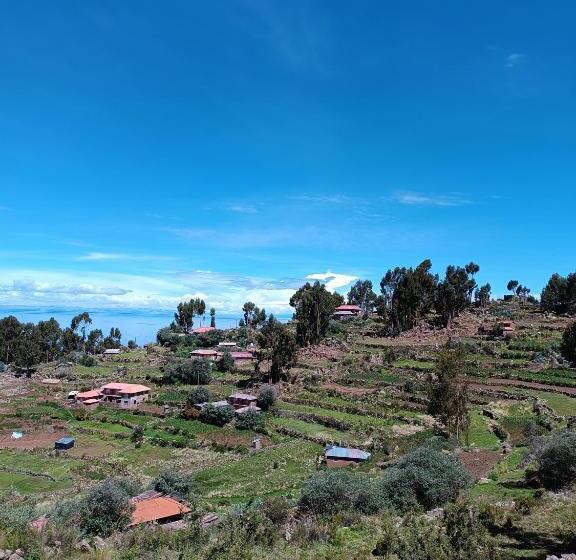 فندق صغير Taquile Familia Celso