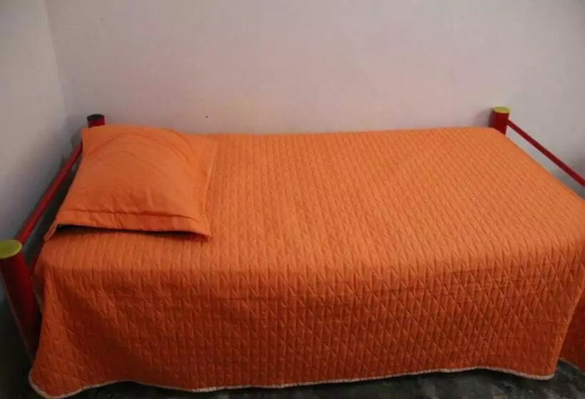 ベッドアンドブレックファースト Hostal Mi Castillo