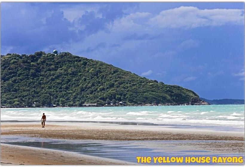 Bed and Breakfast Yellow House Rayong