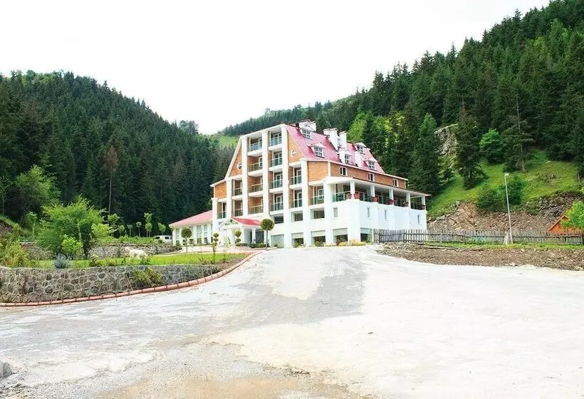 Hotelli Green Valley Savsat