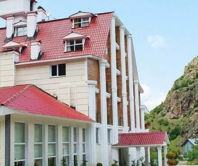 Hotelli Green Valley Savsat