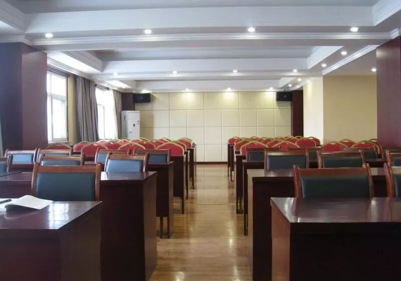 Hotelli Greentree Inn Shandong Weifang Shouguang Bohai Road Cangsheng Park Business