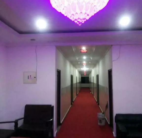 Hotelli Nachiappa Palace