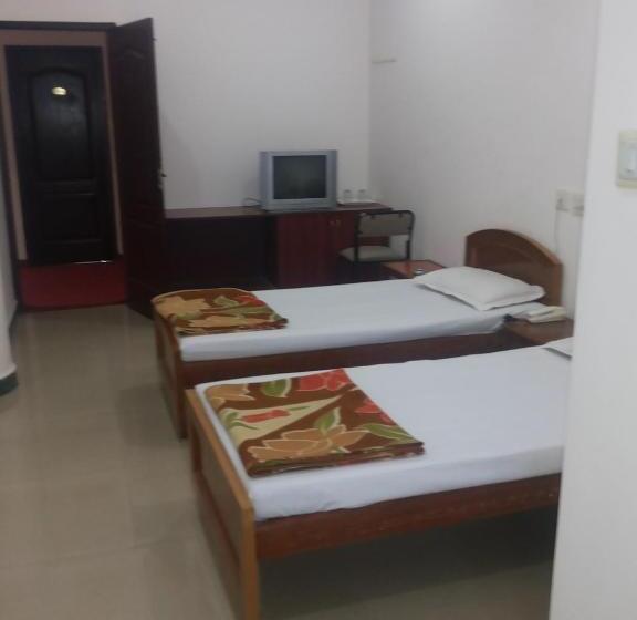 Hotel Nachiappa Palace