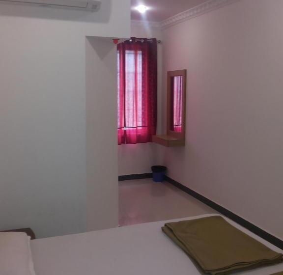 Hotel Nachiappa Palace