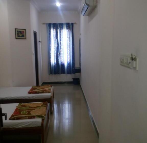 Hotel Nachiappa Palace