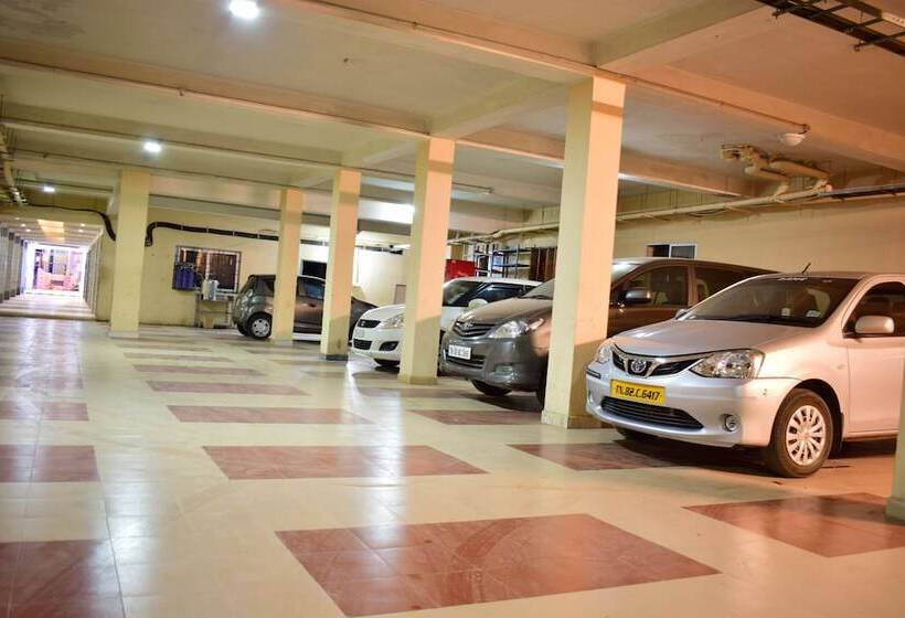 Hotell Pams Residency