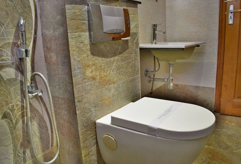 Hotell Pams Residency