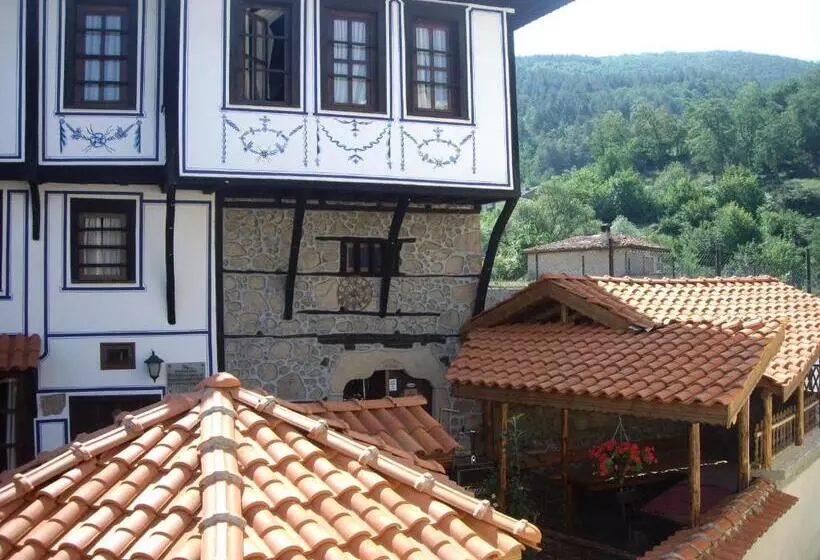 ホテル Popsokol House