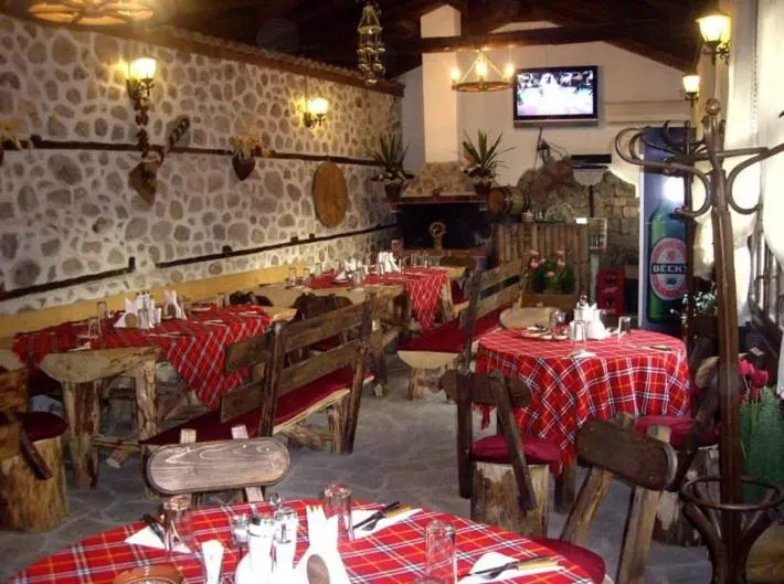 ホテル Popsokol House