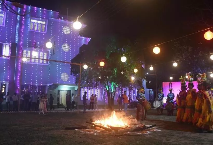 Jhargram Eshani Hotels And Guest House