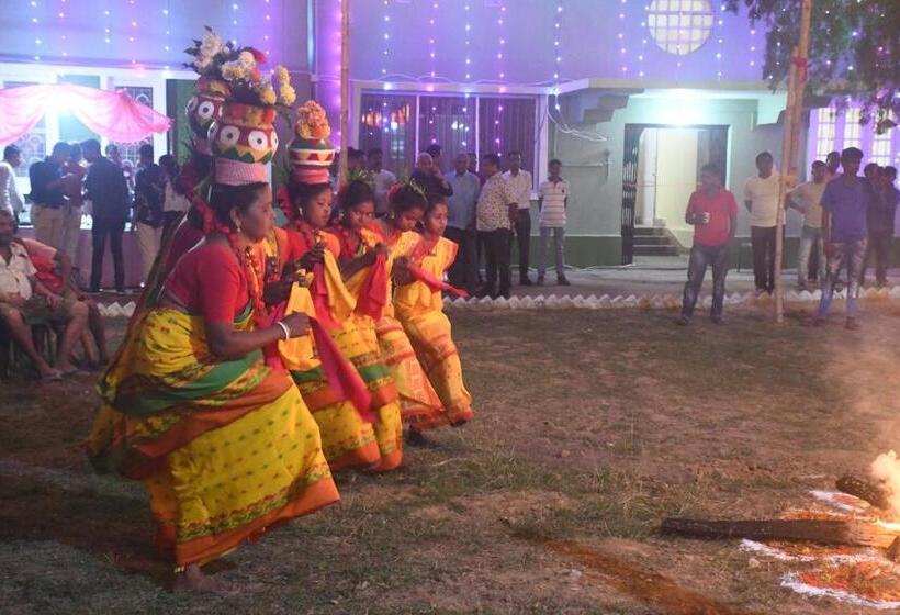 Jhargram Eshani Hotels And Guest House