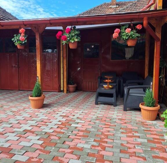 پانسیون Casa Dana