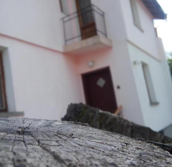 פנסיון Guest House Ahp