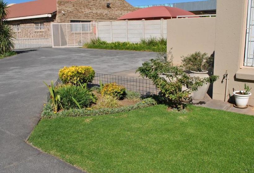 פנסיון Lehiel Guesthouse