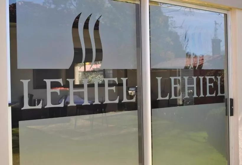 ペンション Lehiel Guesthouse