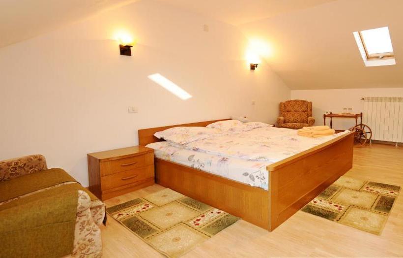 پانسیون Route 66