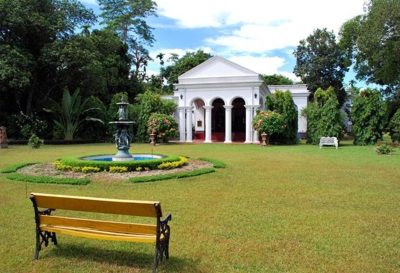 リゾートホテル Thengal Manor