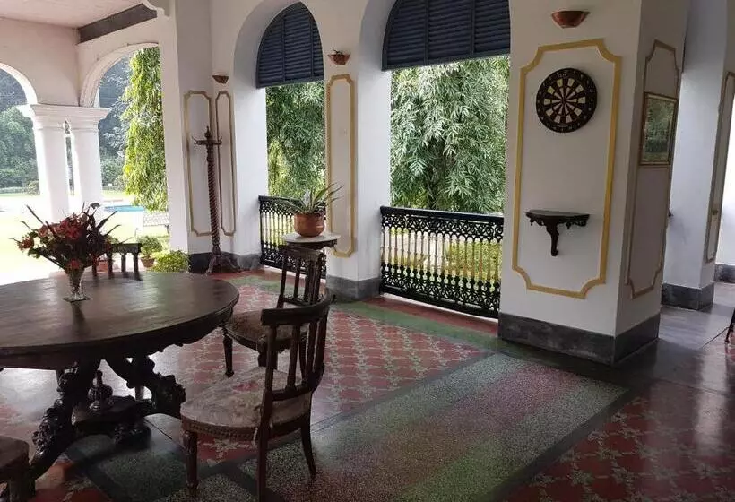リゾートホテル Thengal Manor