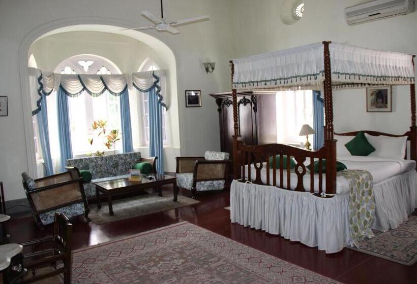 リゾートホテル Thengal Manor