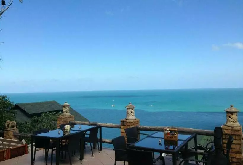 استراحتگاه Utopia House Phangan
