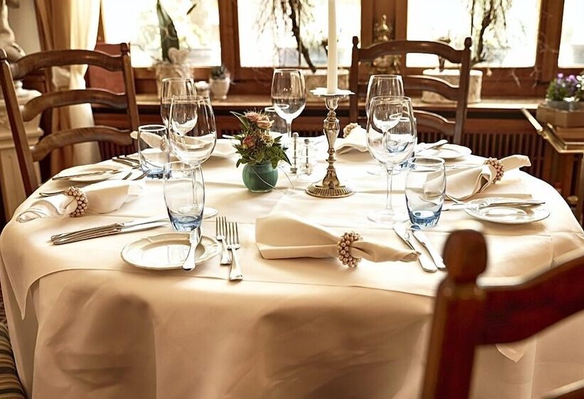 هاستل Gasthof National