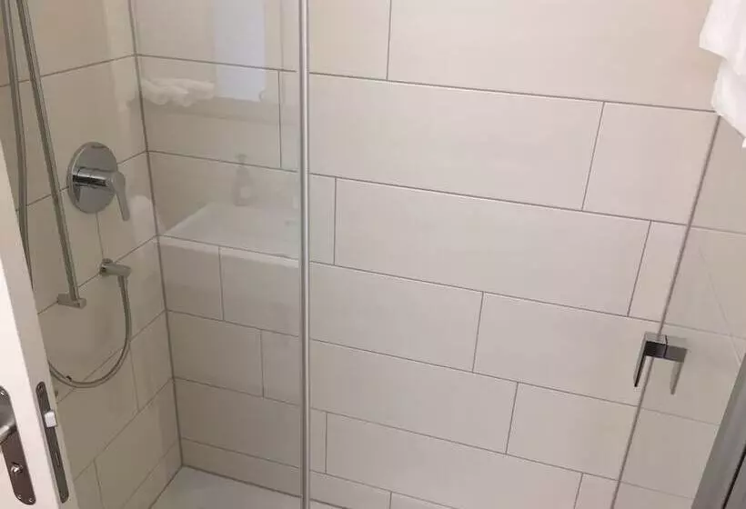 Retkeilymaja Gasthof National