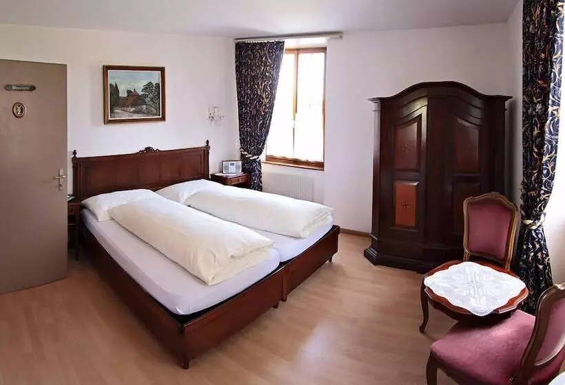 Retkeilymaja Gasthof National