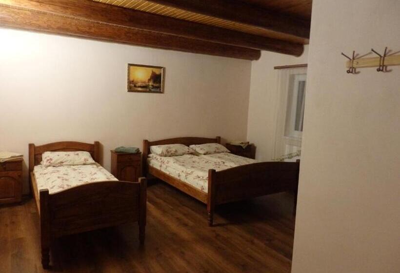 فندق صغير Kreitser