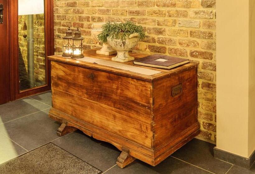 B&b Het Hof Van Petronilla