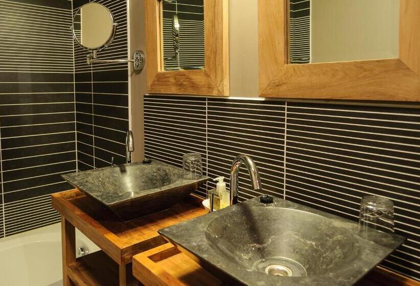 B&b Het Hof Van Petronilla