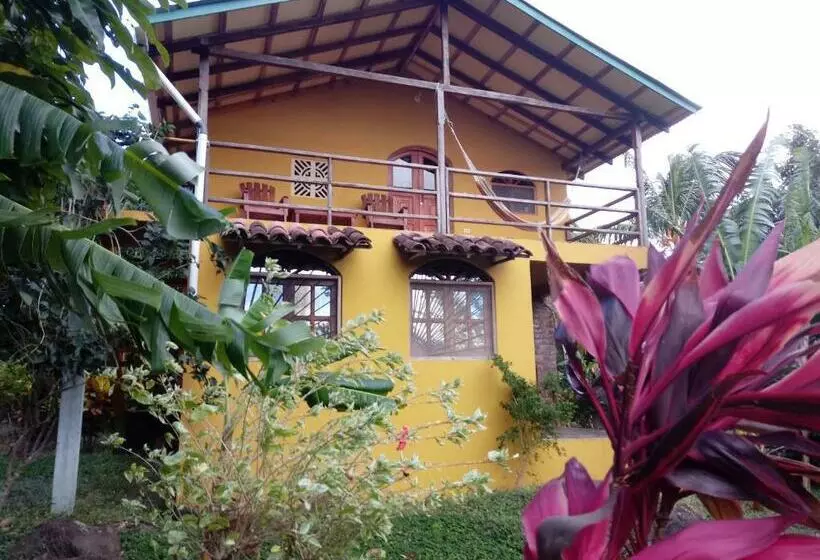 Aamiaismajoitus (B&B) Finca Montaña Sagrada