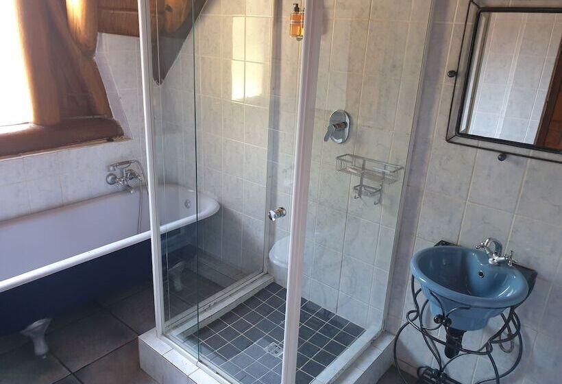 住宿加早餐  Marrob Lodge