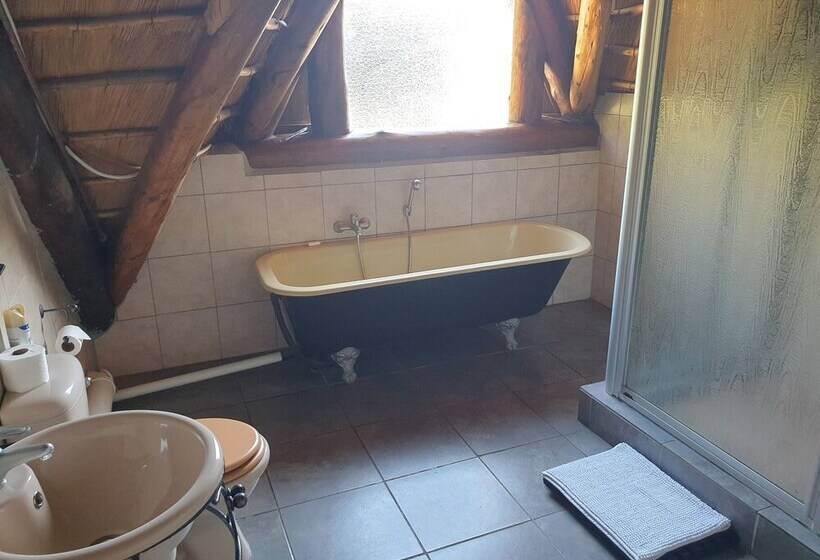 住宿加早餐  Marrob Lodge