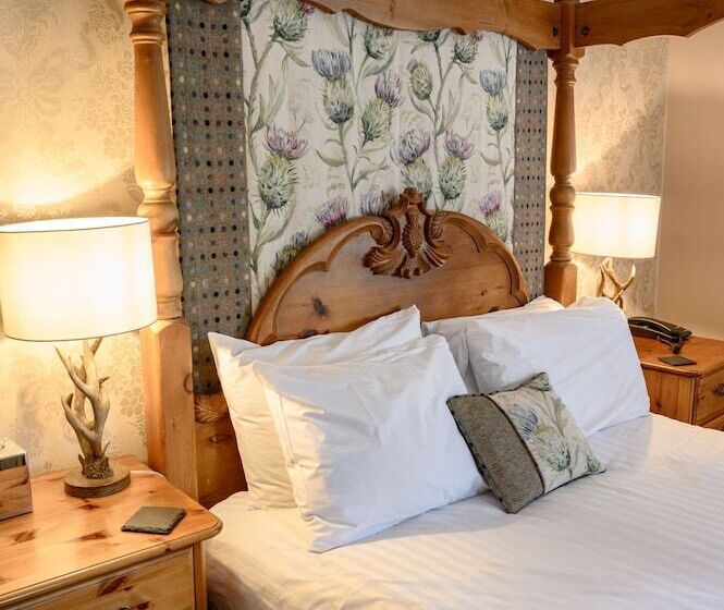 Glen Clova Hotel & Luxury Lodges