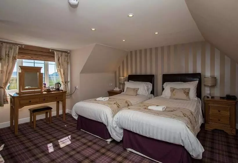 Glen Clova Hotel & Luxury Lodges
