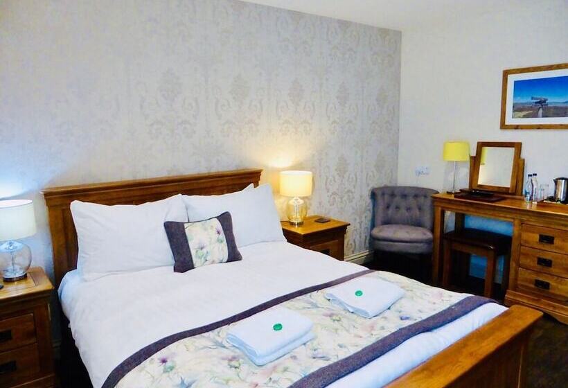 Glen Clova Hotel & Luxury Lodges