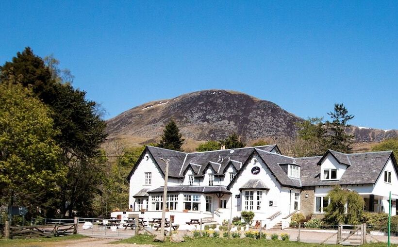 Glen Clova Hotel & Luxury Lodges