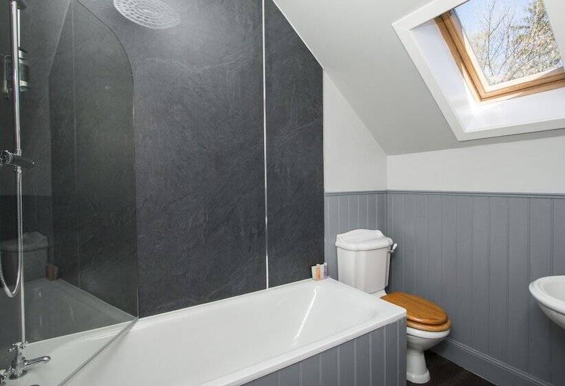 Glen Clova Hotel & Luxury Lodges