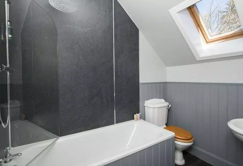 Glen Clova Hotel & Luxury Lodges