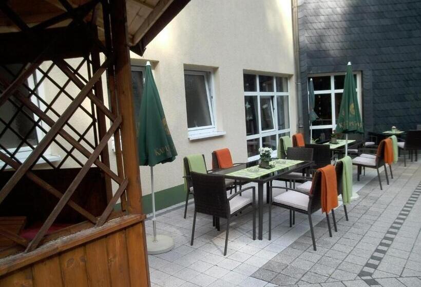 Отель Am Wald  Garni