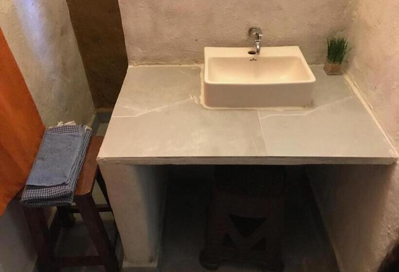 酒店 Kamp Kamouflage Kanha