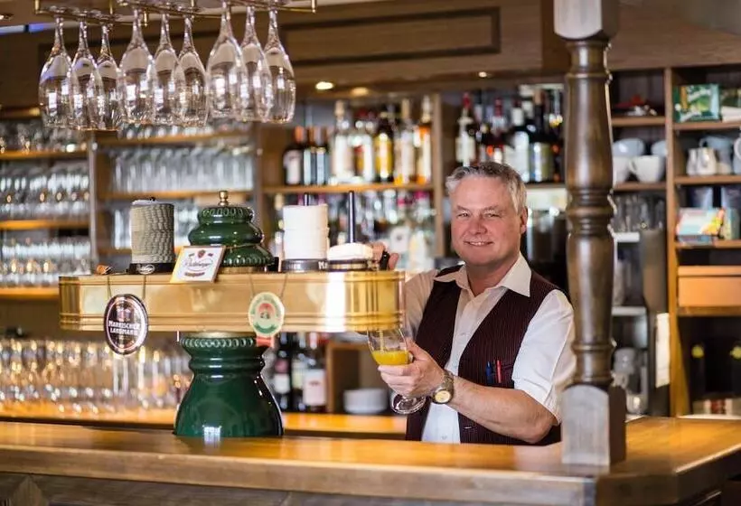 ホテル Restaurant Alter Krug Kallinchen