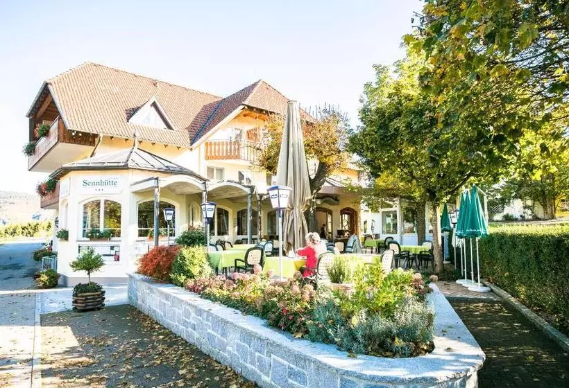 Hotelli Restaurant Sennhütte Im Herzen Des Südschwarzwalds