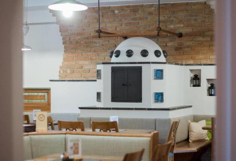 Отель Thalinger Hof