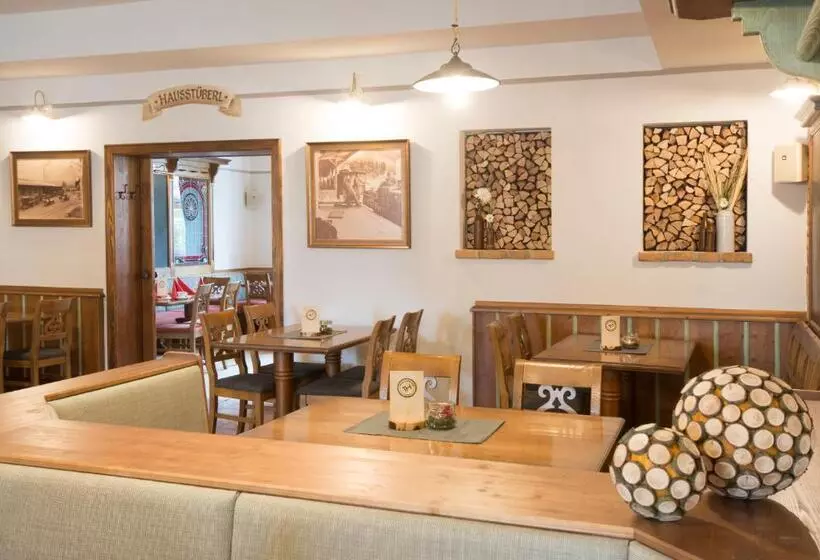 Hotelli Thalinger Hof