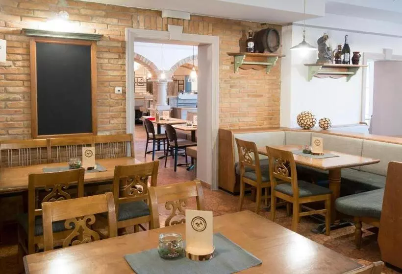 Hotelli Thalinger Hof